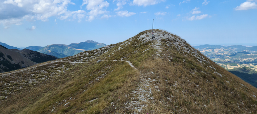 Monte Cucco Sentiero 235 - immagine 11 (Monte Testagrossa)